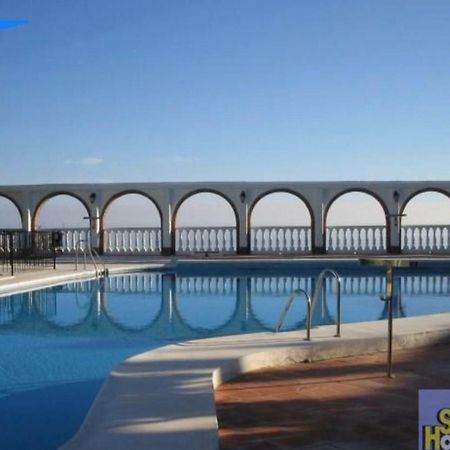 Апартаменты Apartament Charles White&Sweet - Ozonization Included - Ozonizacion Incluida Бенальмадена Экстерьер фото