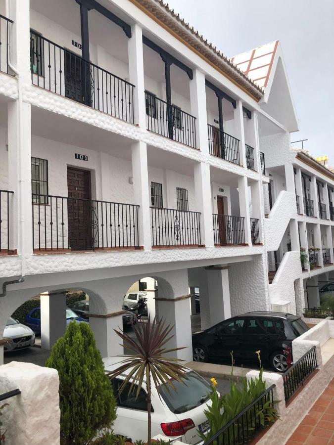 Апартаменты Apartament Charles White&Sweet - Ozonization Included - Ozonizacion Incluida Бенальмадена Экстерьер фото