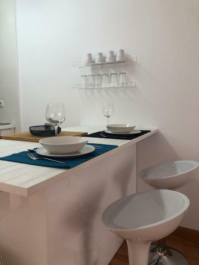 Апартаменты Apartament Charles White&Sweet - Ozonization Included - Ozonizacion Incluida Бенальмадена Экстерьер фото